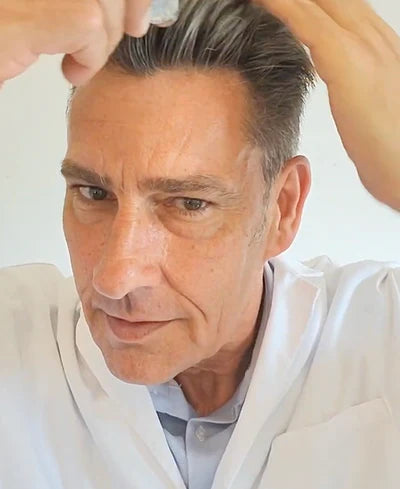 Review by Riccardo T